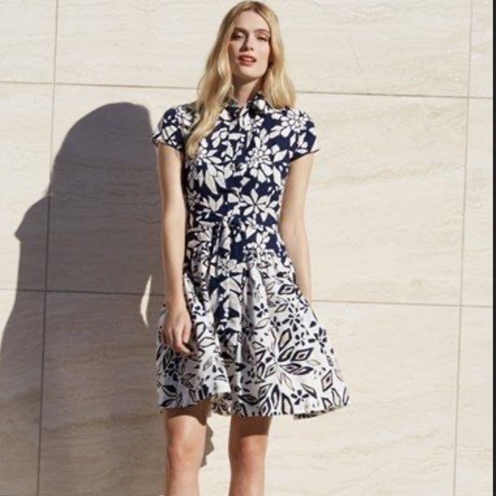 Diane Von Furstenberg Scarlet Floral Print A-line Shirtdress